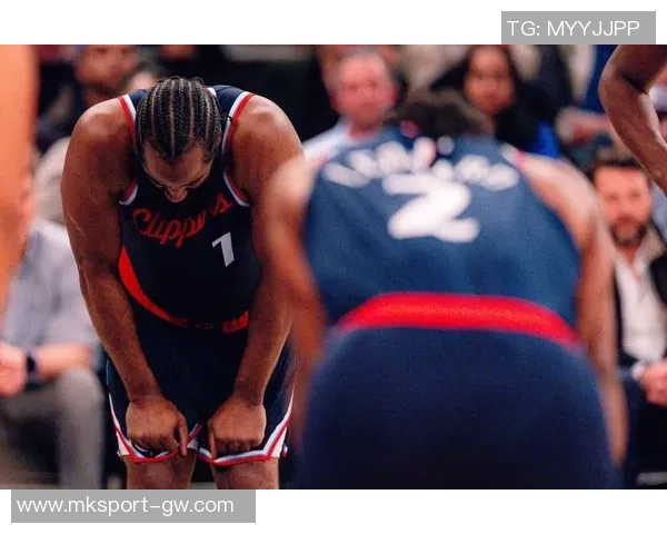 卢指导称赞小卡中距离投篮能力提升三分球运球出手显著增加